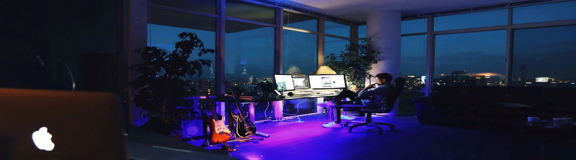 Banner_a Banner_a