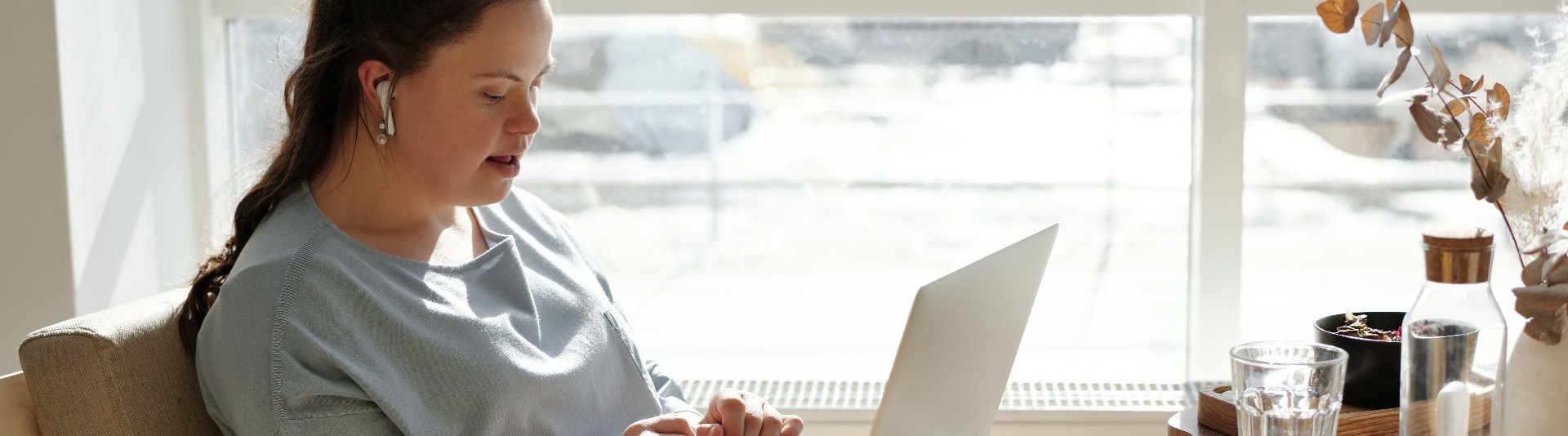 BANNER IMAGE - ICRC Adecco Foundation BANNER IMAGE - ICRC Adecco Foundation