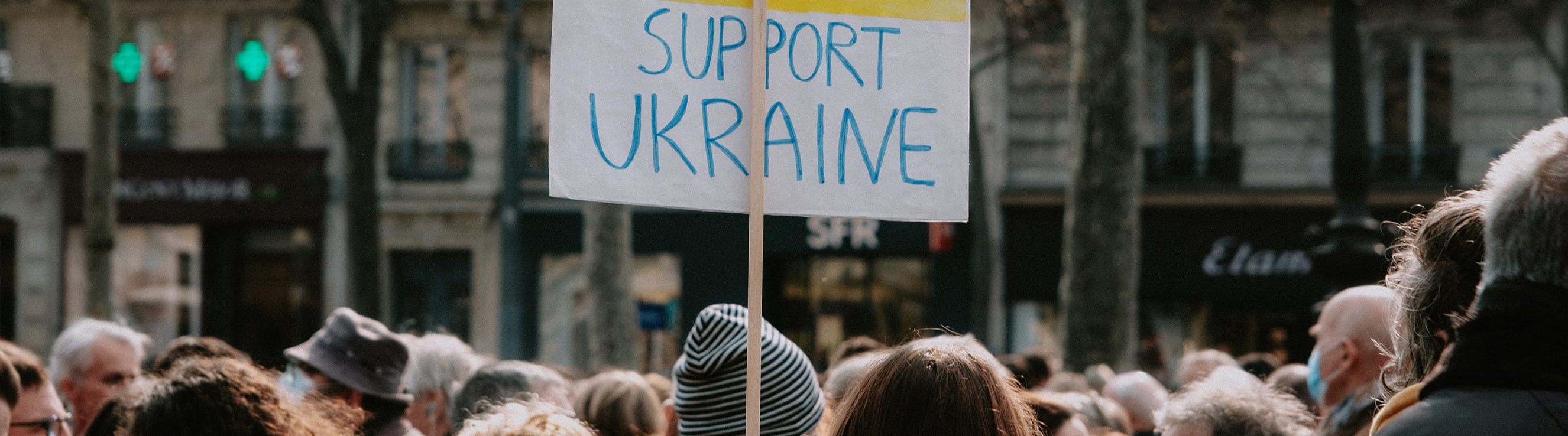 support ukraine thin banner